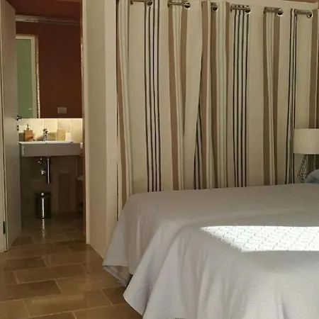 Donna Olga Bed & Breakfast *