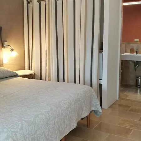 Donna Olga Bed & Breakfast *